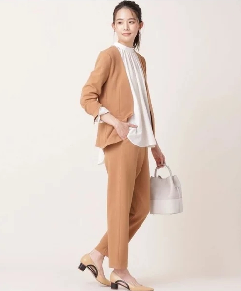 カットジョーゼット ジャケット+パンツ セットアップ