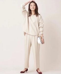 カットジョーゼット ブラウス+パンツ セットアップ