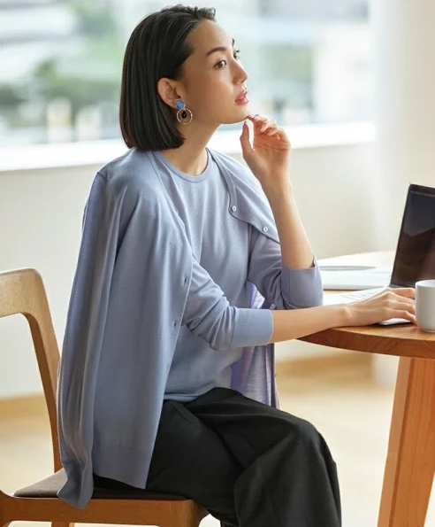 WORSTED WOOL ニットカーディガン