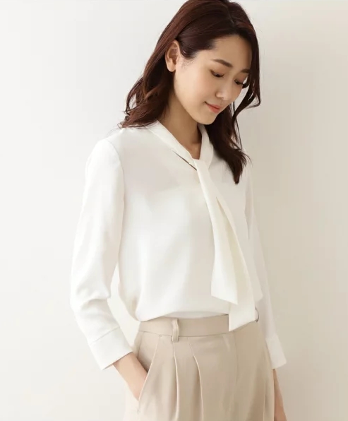 ボウタイ七分袖ブラウス