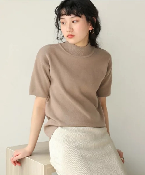 プチハイネック半袖ニットプルオーバー