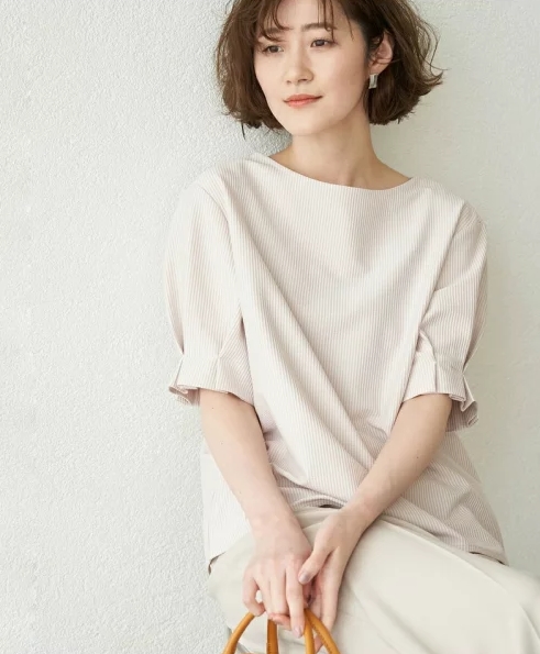 袖口タックサッカージャージトップス