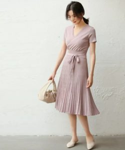 プリーツワンピース