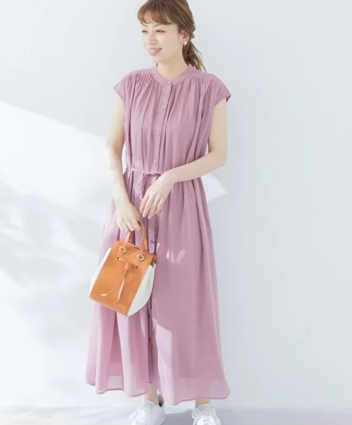 フレンチスリーブロングワンピース