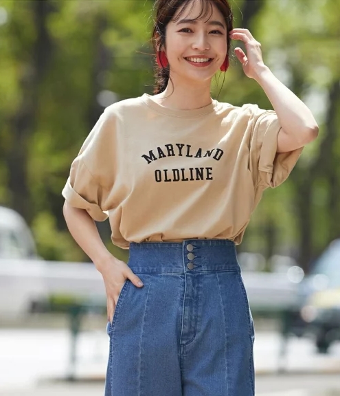 カレッジプリントTシャツ