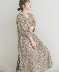 花柄ラグランワンピース