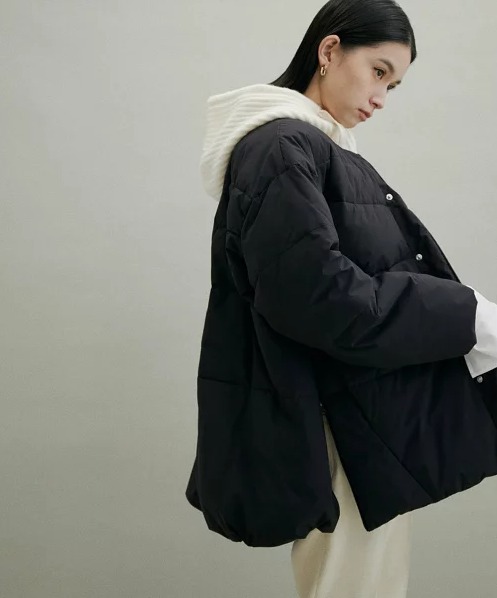 ADAM ET ROPE’ テントシルエットダウンライク中綿ジャケット