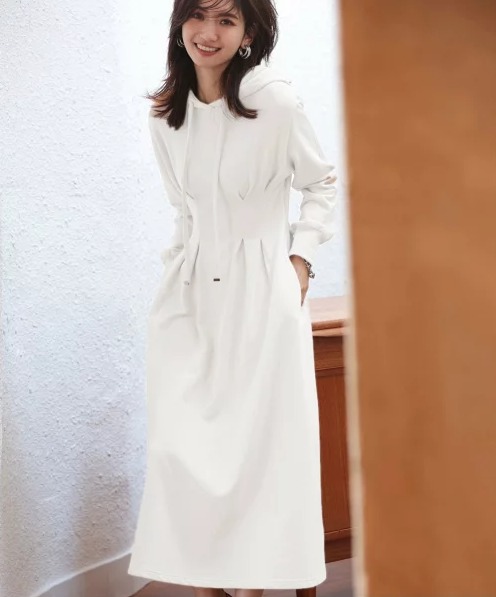 SAISON DE PAPILLON スウェットパーカーワンピース