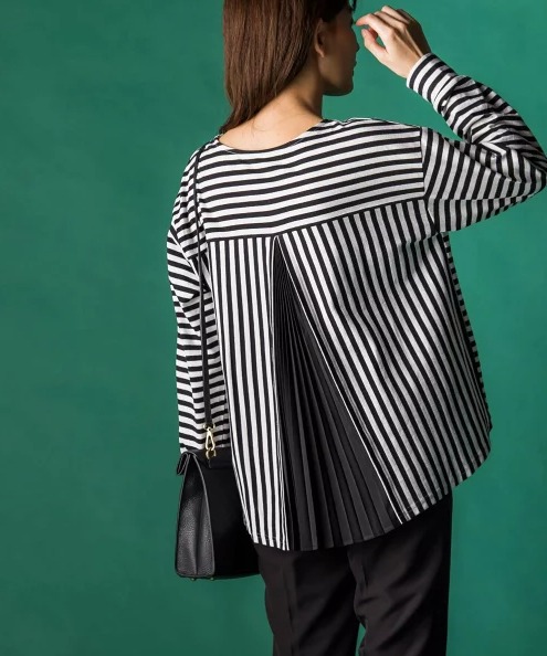 MAYSON GREY バックプリーツドッキングプルオーバー