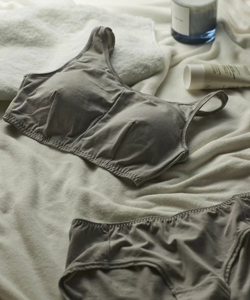 une nana cool ナイトアップブラ ノンワイヤーブラ