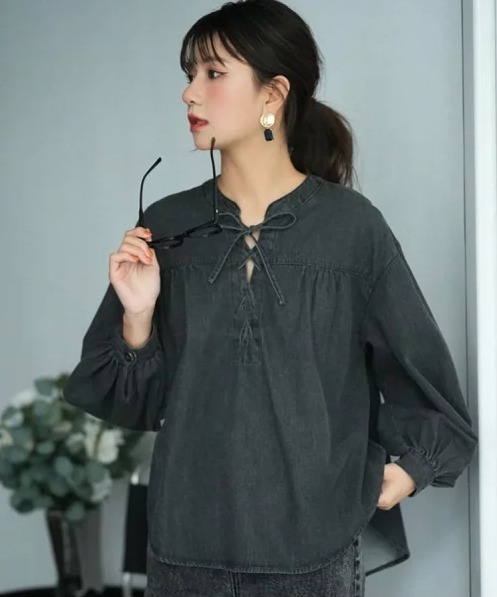 SAISON DE PAPILLON ドロップショルダーデニムトップス