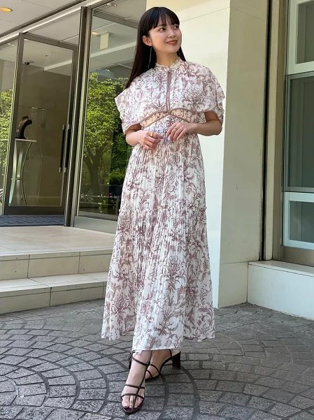 SNIDEL プリーツワンピース