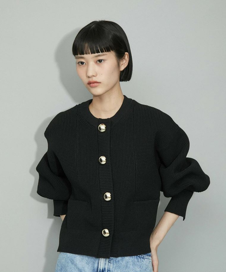 ADAM ET ROPE’ BIGボタンニットカーディガン