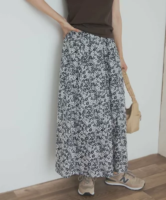 DOORS フラワープリントギャザースカート